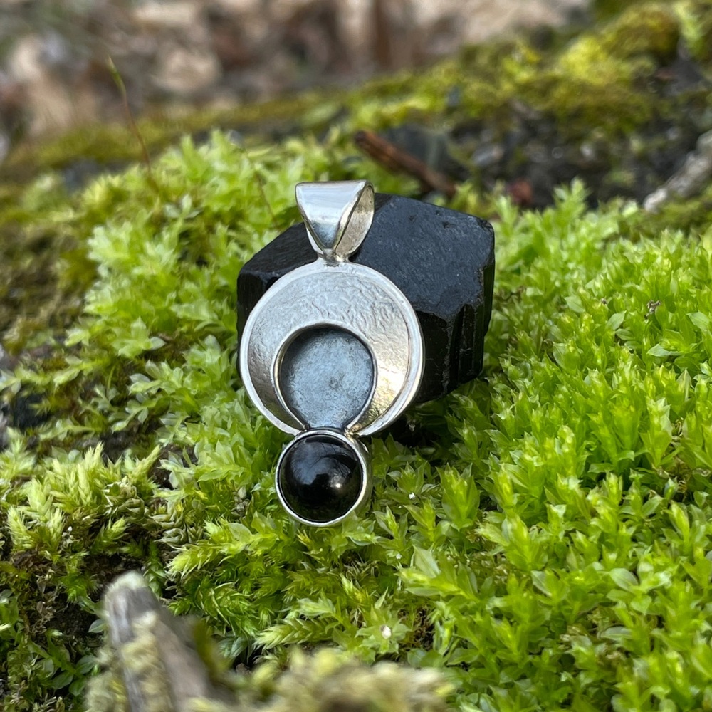 Sterling Silver Onyx Pendant Crescent Moon